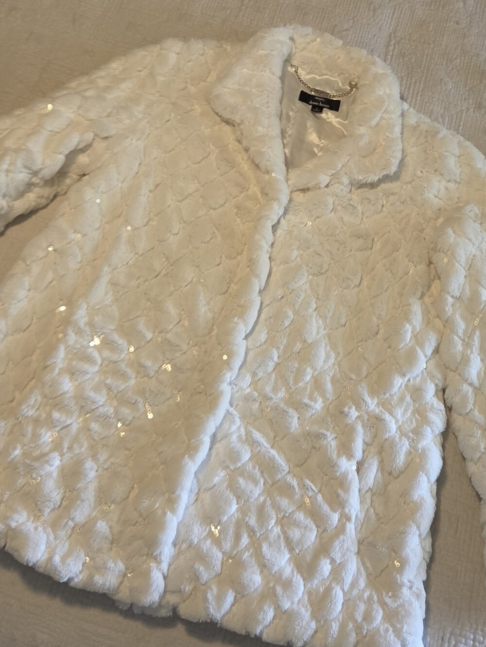 Dennis Basso white/ivory sculpted faux-fur sequin jacket, Size Small